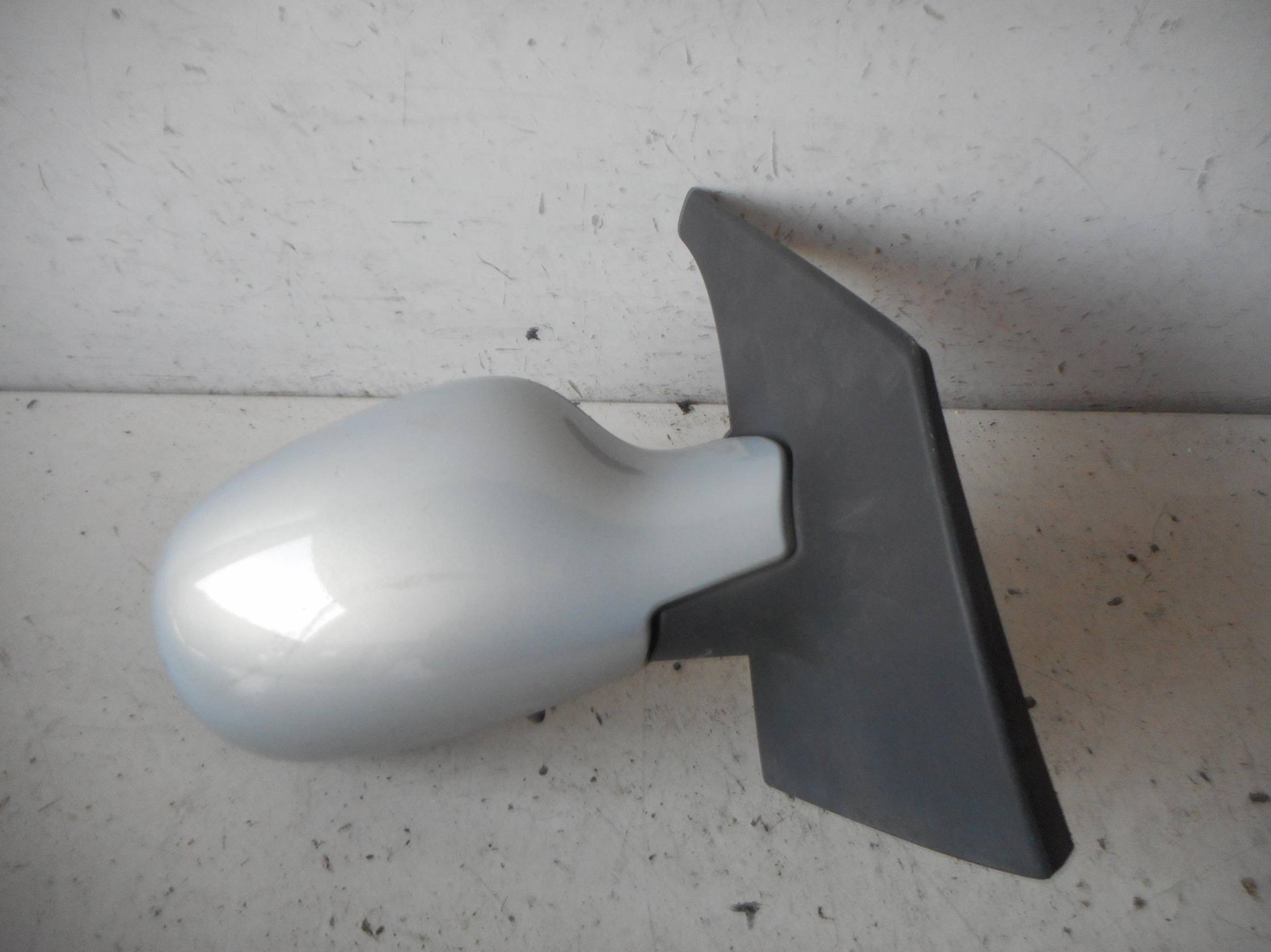 Retrovisore est. regolaz. elettr. dx.